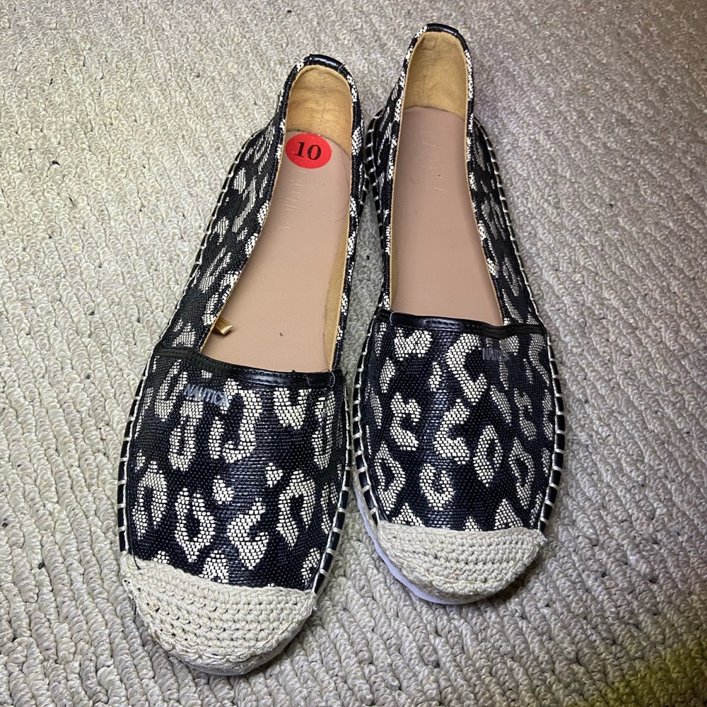 Nautica Black and Tan Animal Print Canvas Shoe
